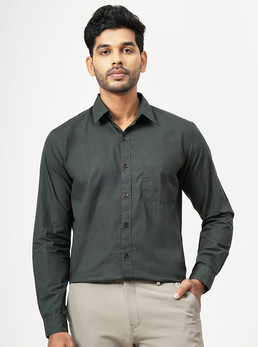 Dark Green Solid Smart Fit Semi Casual Shirt | Pehervi