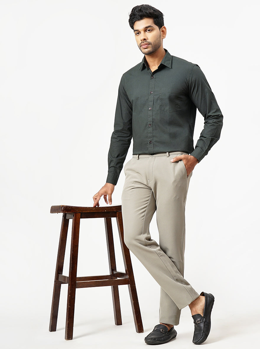 Dark Green Solid Smart Fit Semi Casual Shirt | Pehervi