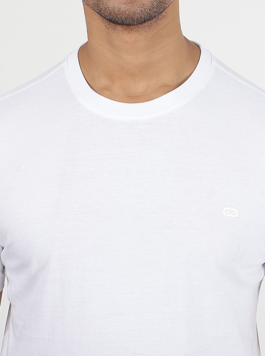 White Solid Slim Fit T-Shirt | pehervi