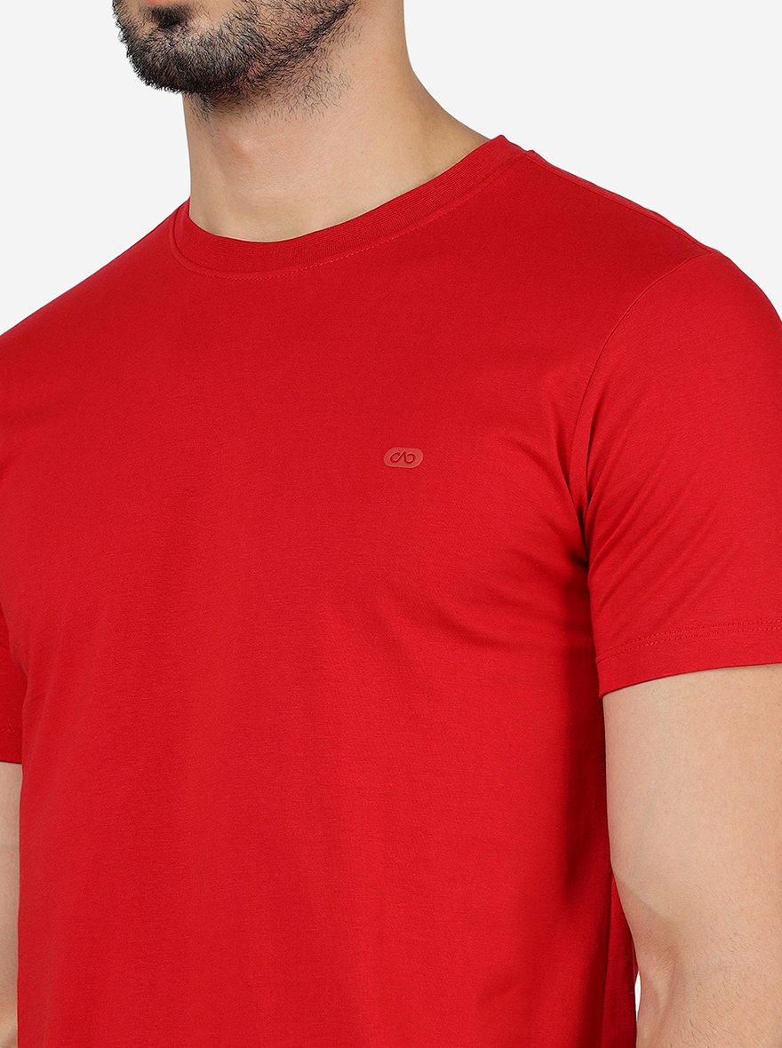 Red Solid Slim Fit T-Shirt | pehervi