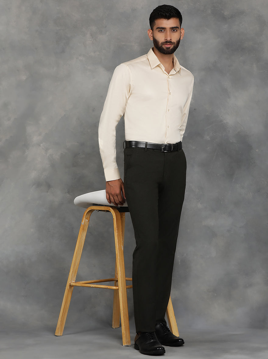Cream Solid Slim Fit Casual Shirt | pehervi