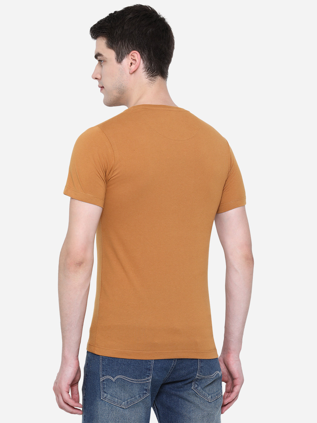 Brown Solid Slim Fit T-Shirt | pehervi