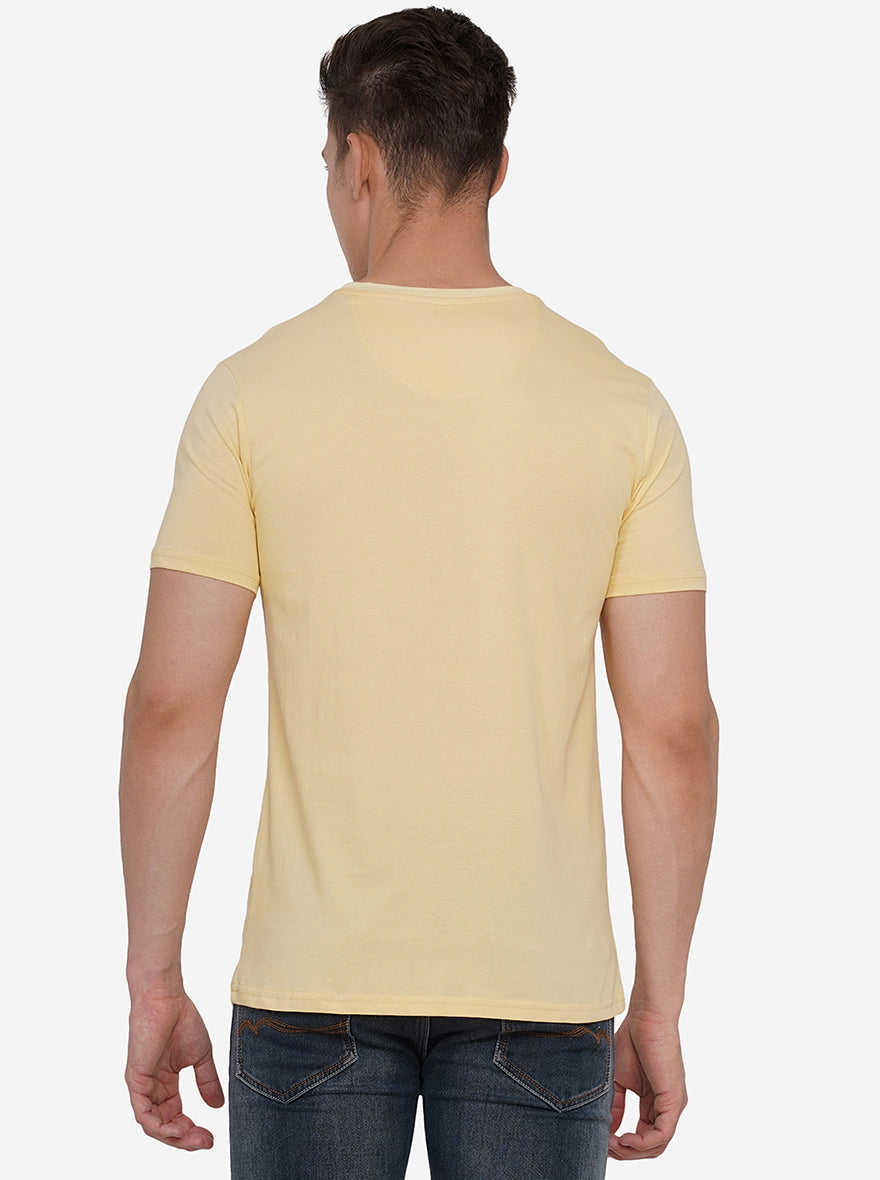 Cream Solid Slim Fit T-Shirt | pehervi