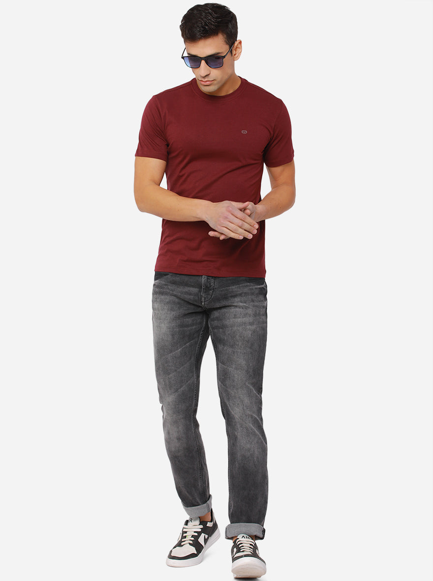 Rubby Red Solid Slim Fit T-Shirt | pehervi
