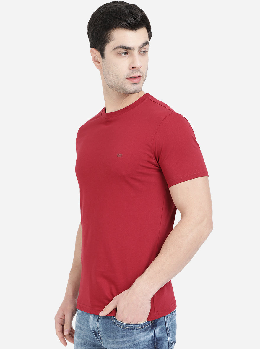 Rio Red Solid Slim Fit T-Shirt | pehervi
