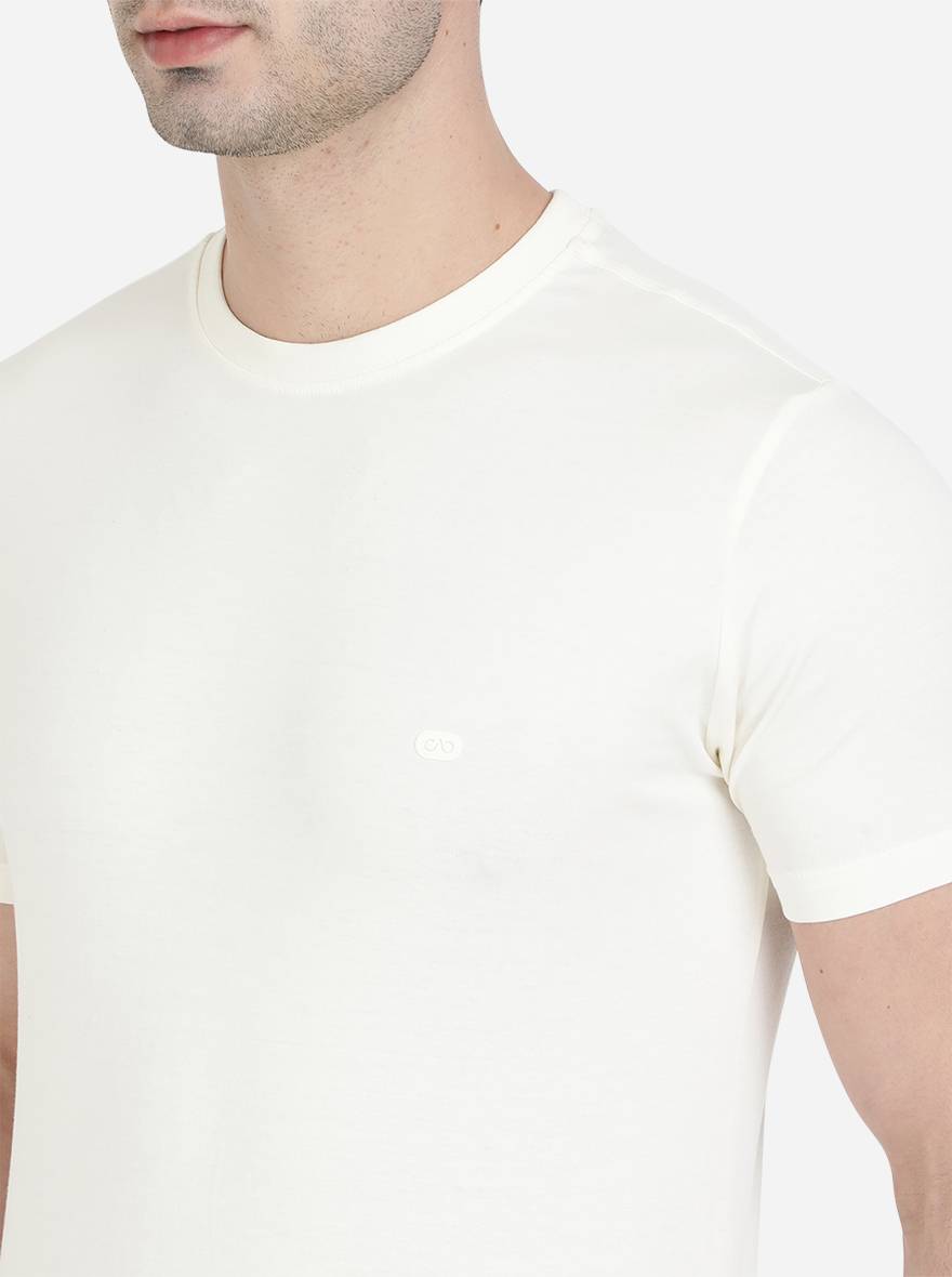 Cream Solid Slim Fit T-Shirt | pehervi