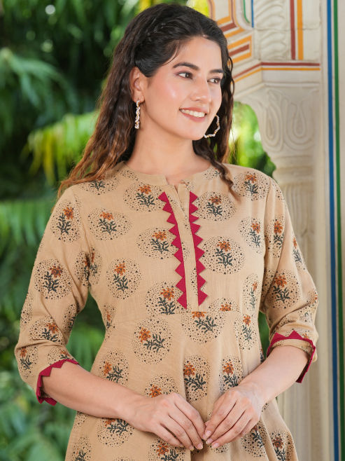 Fashion Plus Store Cotton Blend Floral Print Anarkali Kurta