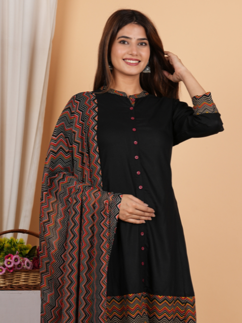 Fashion Plus Store Women's Rayon Calf Length Zigzag Printed 3/4th Sleeve Regular Fitted Black A-line Kurta with Zig-Zag Printed Dupatta