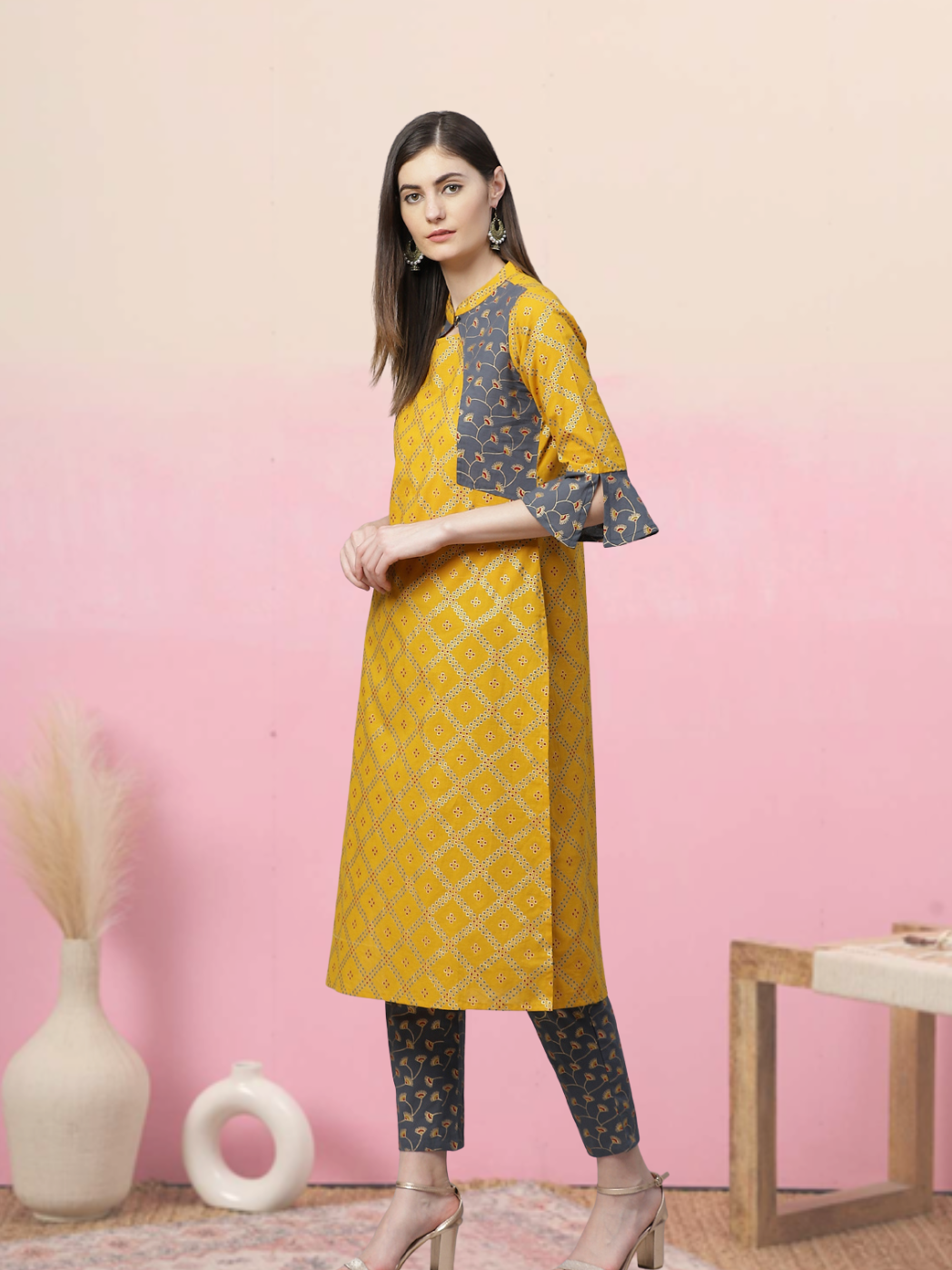 Cotton Geomatrical Printed Straight Kurta with Pant (Yellow & Grey)