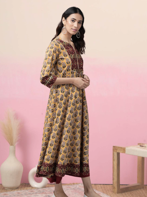 Cotton Floral Printed Anarkali Kurta (Mandarin Collar)