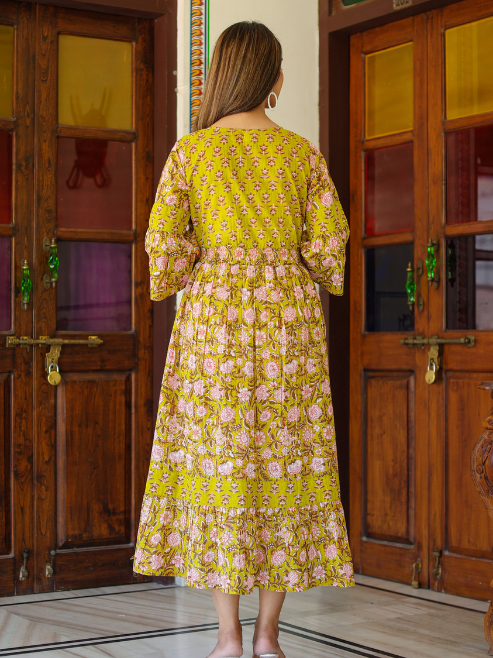 Fashion Plus Store Women's Floral Printed Anarkali Dress (Green)