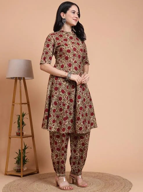 Fashion Plus Store Women’s Cambric Cotton Floral Print Short Kurta Pant With Dupatta Set (Green)