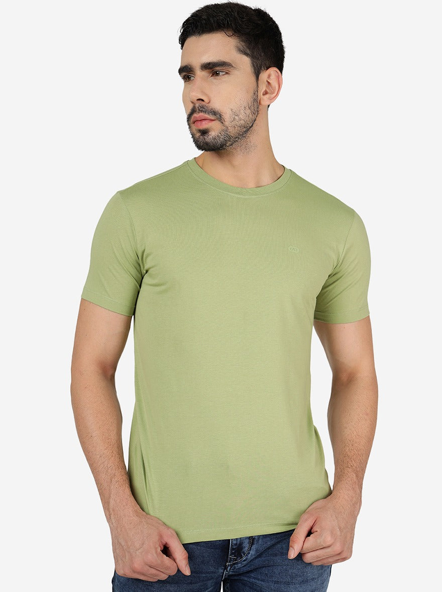Pista Green Solid Slim Fit T-Shirt | pehervi