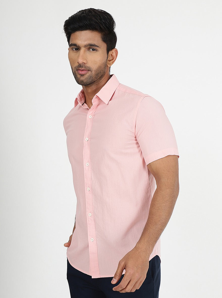 Pink Solid Slim Fit Casual Shirt | pehervi