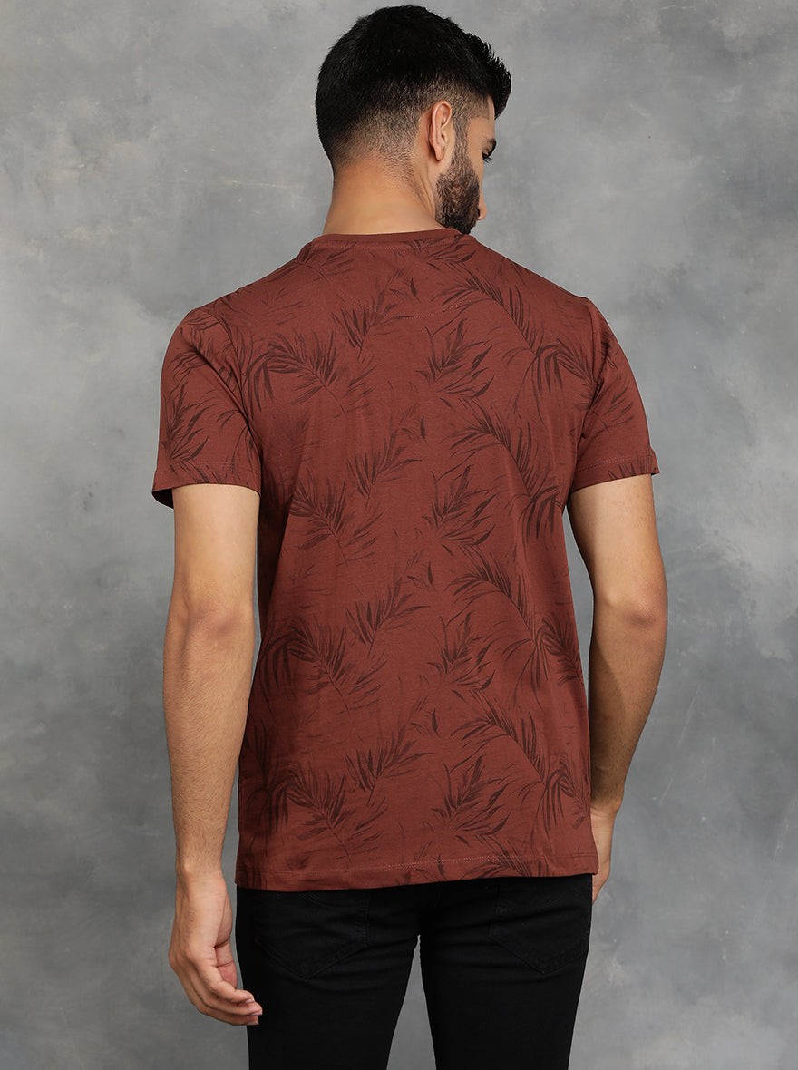 Brown Printed Slim Fit T-Shirt | pehervi