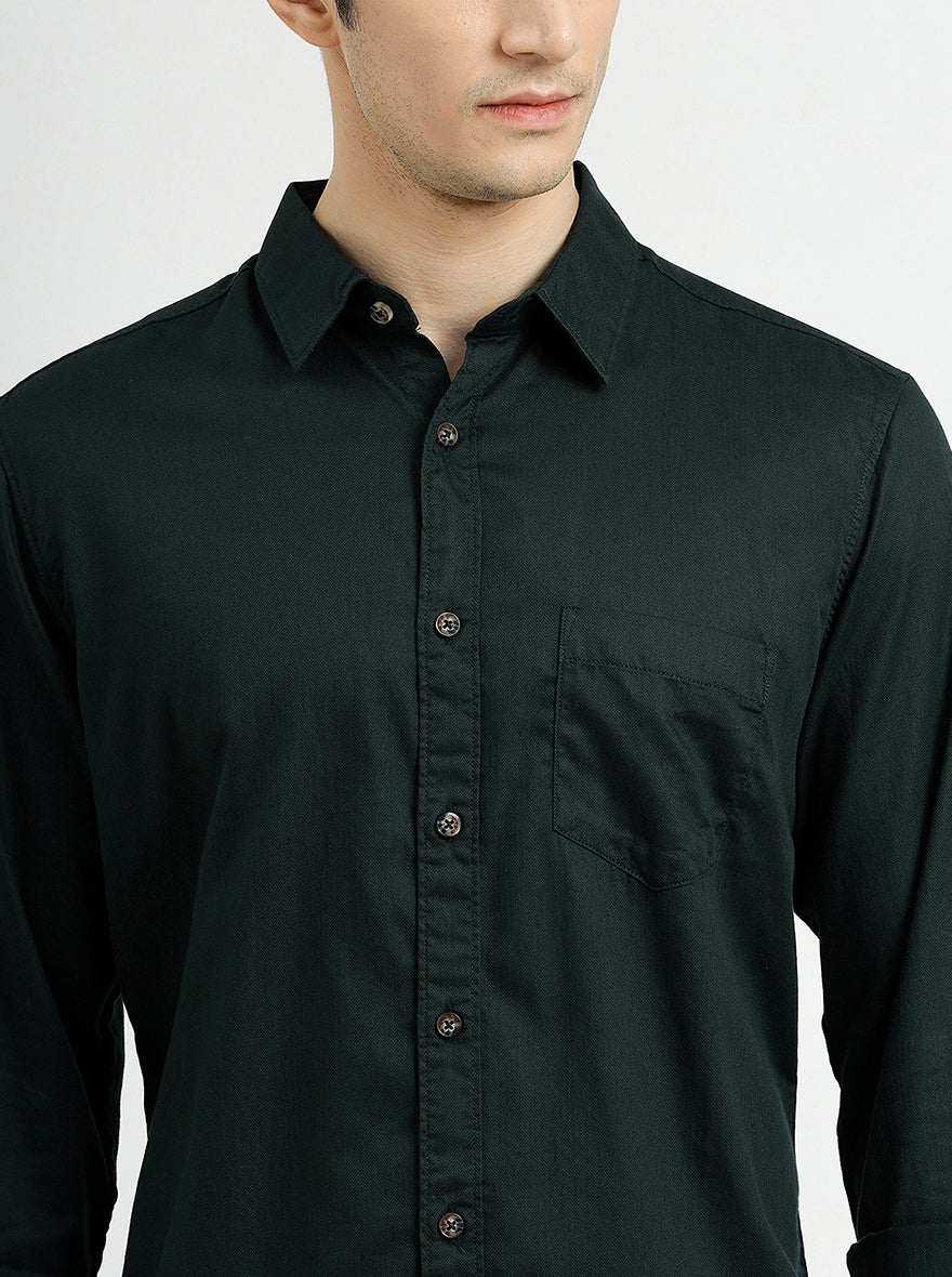 Bottle Green Solid Slim Fit Casual Shirt | pehervi