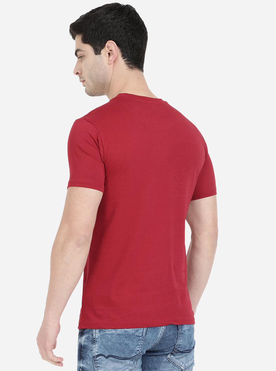 Rio Red Solid Slim Fit T-Shirt | pehervi