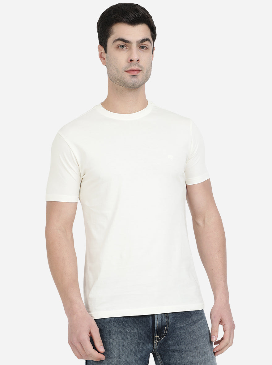 Cream Solid Slim Fit T-Shirt | pehervi